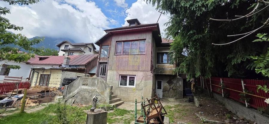 Casă cu Teren 187 Mp în Zamora