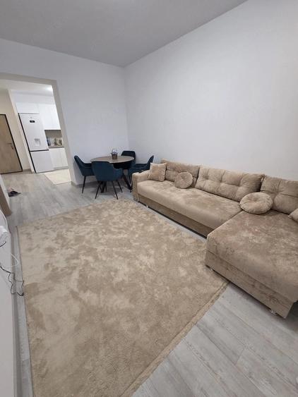 Apartament cu 2 camere decomandat în Vitan