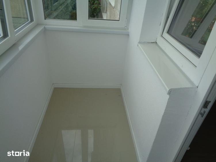 Apartament 2 camere renovat, termoteca ,baie cu geam, etaj 2 ,VLAICU - 5