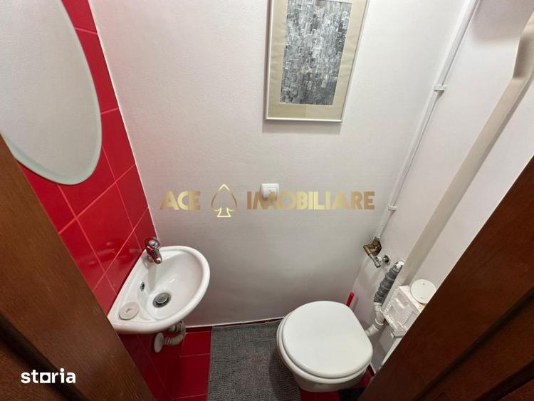 Casă cu 4 camere cu Teren 195 Mp în Vitan