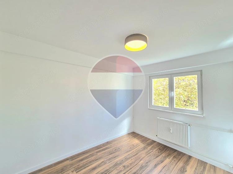 Apartament cu 2 camere semidecomandat în Aurel Vlaicu