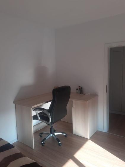 Apartament cu 2 camere semidecomandat în Exterior Vest