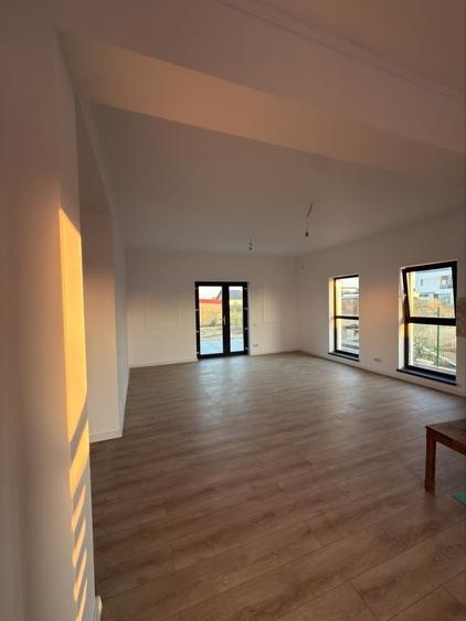 Casă cu 3 camere în Vidra
