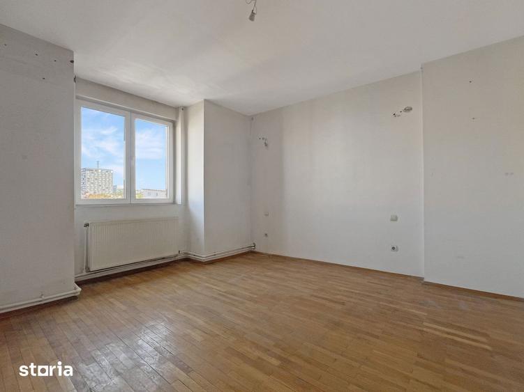 Apartament cu 3 camere decomandat în Rosetti