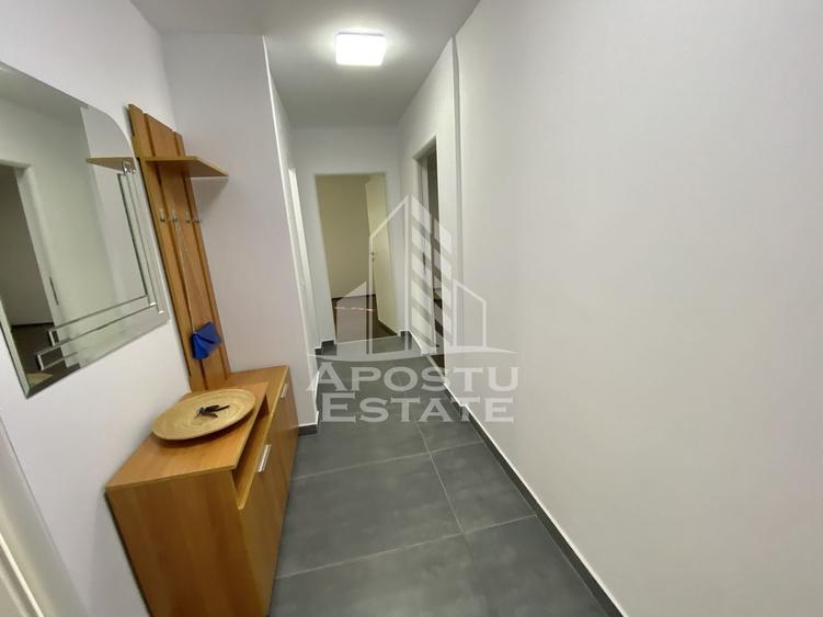 Apartament cu 2 camere decomandat în Medicină