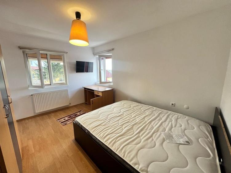 Apartament cu 2 camere decomandat, mobilat în Zorilor