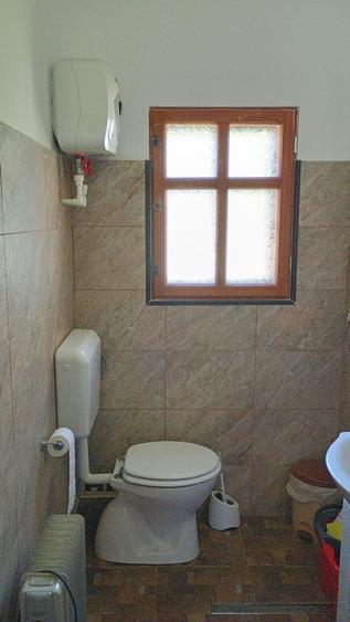 Casă cu 2 camere în Central