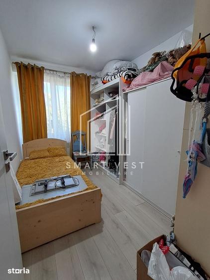 Apartament cu 5 camere semidecomandat în Central