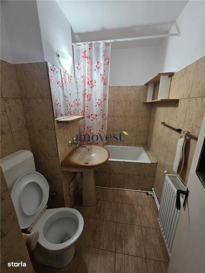Apartament cu 2 camere semidecomandat în Micro 16