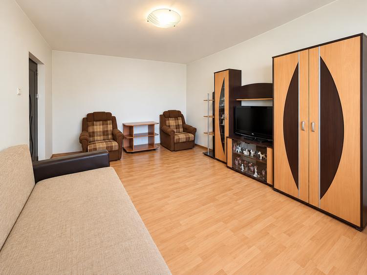 Apartament cu 2 camere decomandat în Păcii