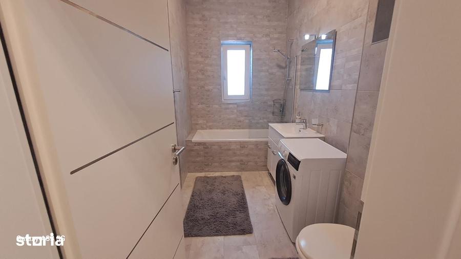 Apartament cu 2 camere, balcon ?i lift - 1