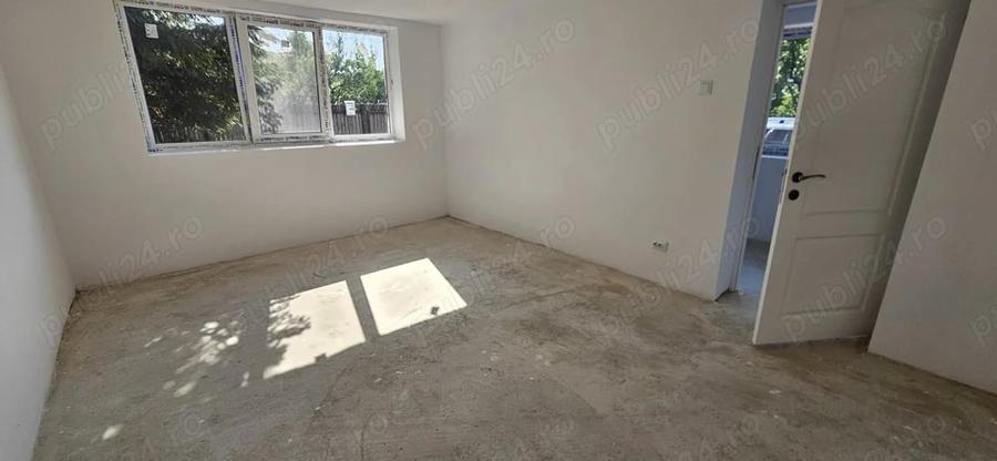 Casă cu 4 camere în Ghirdoveni