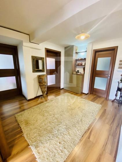 Apartament cu 3 camere semidecomandat, mobilat în Gheorgheni