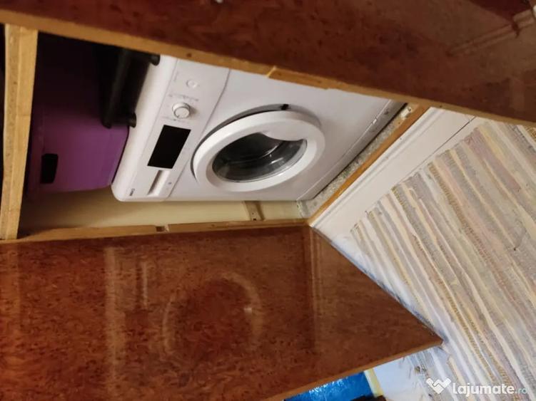 Apartament cu 2 camere semidecomandat în Mărăști