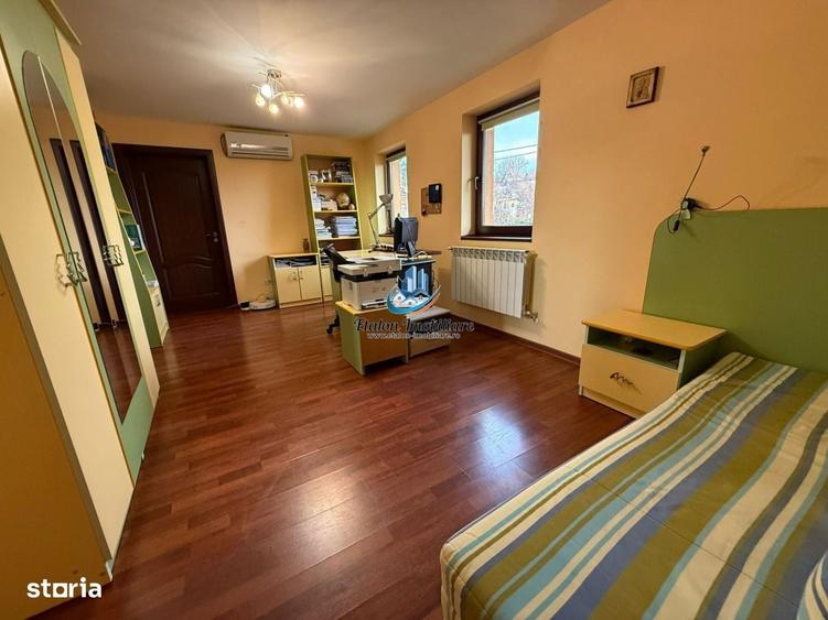 Casă cu 4 camere în Bucium