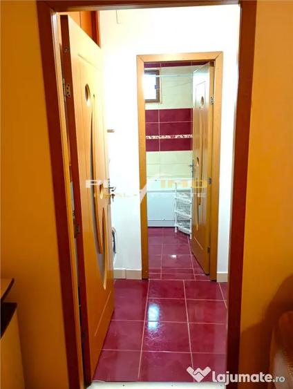 Apartament cu 2 camere semidecomandat în Tomis II