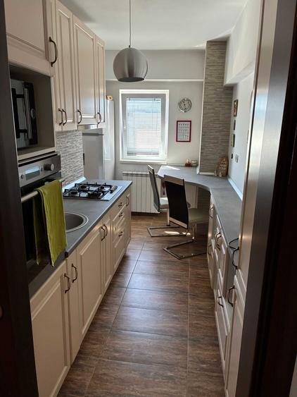 Apartament cu 2 camere decomandat în Aviației