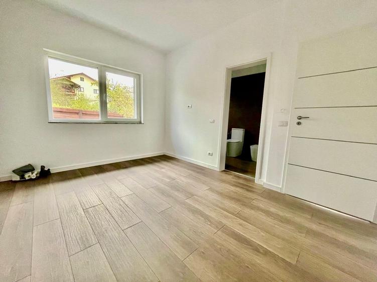 Casă cu 4 camere cu Teren 400 Mp în Miroslava