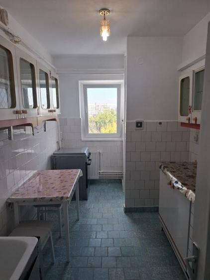Apartament cu 2 camere decomandat în Sârbi