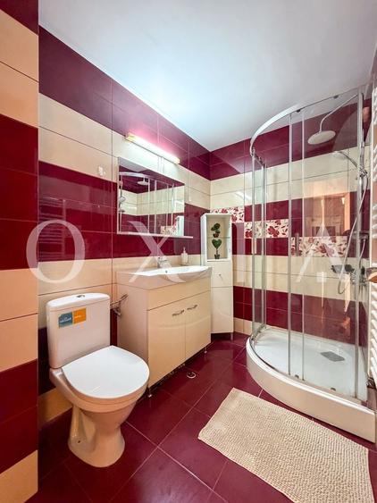 Apartament cu 3 camere decomandat, mobilat în Soarelui