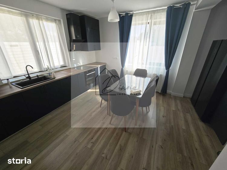 Casă cu 4 camere cu Teren 225 Mp în Splaiul Unirii