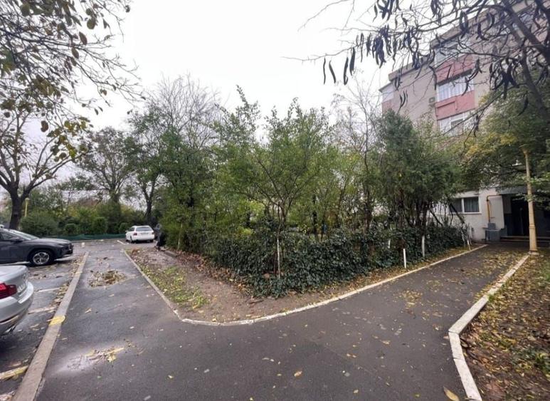 Apartament cu 2 camere decomandat în Palas