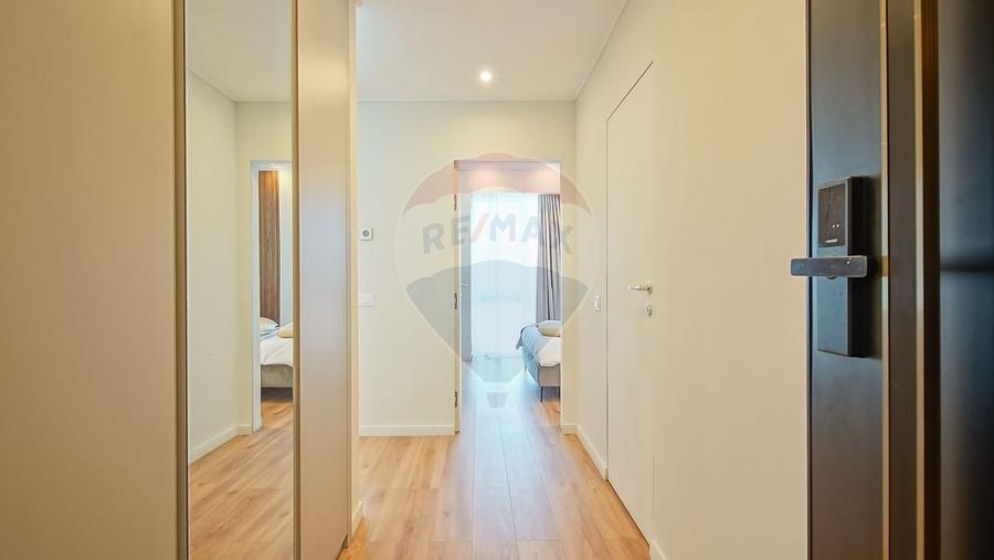 Apartament cu 2 camere decomandat, mobilat în Blumăna