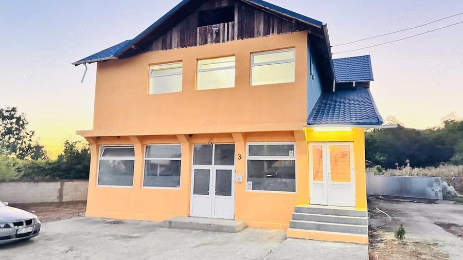 Casă cu 4 camere cu Teren 246 Mp în Racova