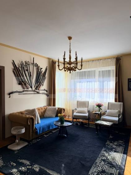 Casă individuală cu 11 camere cu Canalizare în Gruia