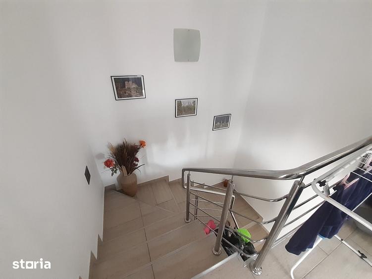 Casă cu 3 camere cu Teren 500 Mp în Șelimbăr