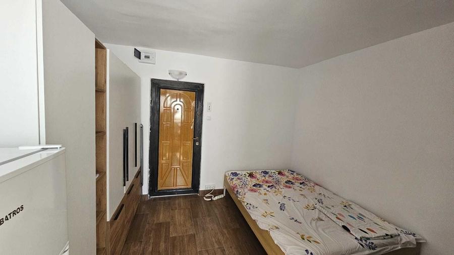 Garsonieră decomandată în Exterior Vest