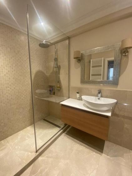 Apartament cu 3 camere decomandat în Ultracentral