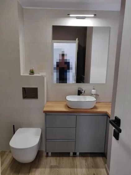 Apartament cu 2 camere semidecomandat, mobilat în Bună Ziua