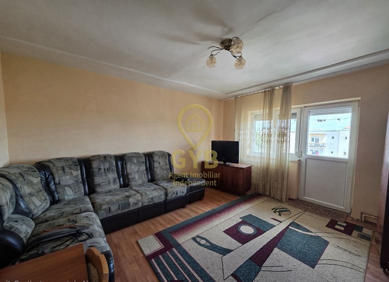 Apartament cu 4 camere decomandat, mobilat în Central