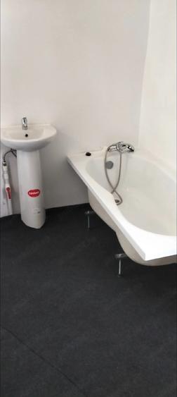 Casă cu 3 camere cu Teren 2500 Mp în Băneasa