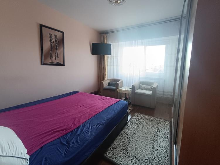 Apartament cu 2 camere decomandat în Capitol