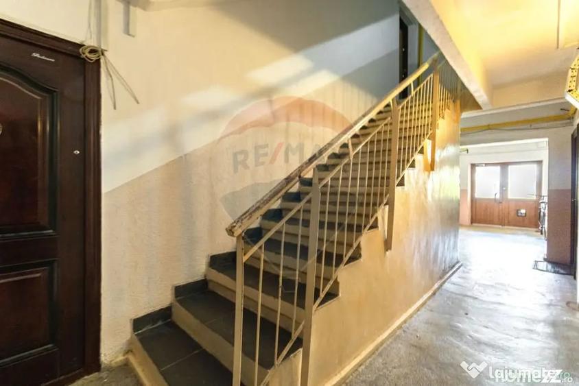 Apartament cu 3 camere nedecomandat în Central