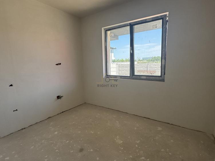Casă individuală cu 5 camere cu Canalizare în Dragomirești-Vale