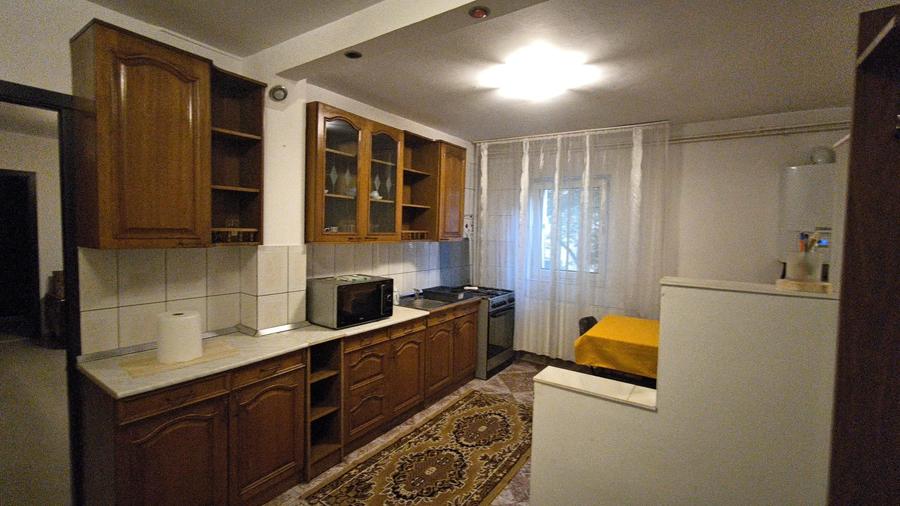 zona Girocului, centrala proprie, parter inalt, mobilat, utilat - 7