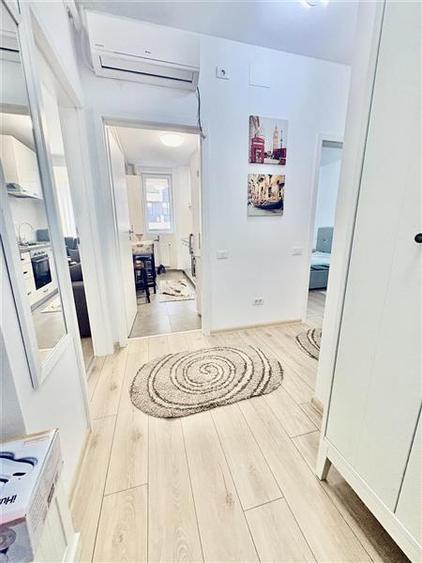Apartament cu 2 camere decomandat, mobilat în Palas