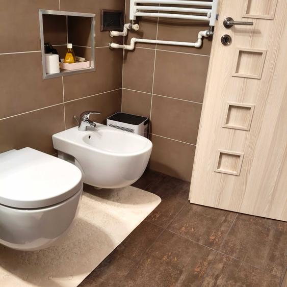 Apartament cu 2 camere decomandat în Democrației