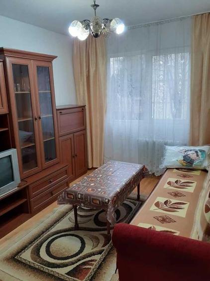 Apartament cu 3 camere decomandat în Grigorescu