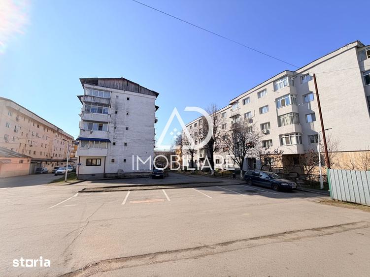 Spațiu comercial, de 240 mp, în Central