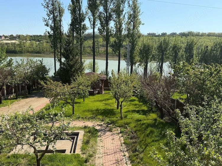 Casă în Valea Adâncă