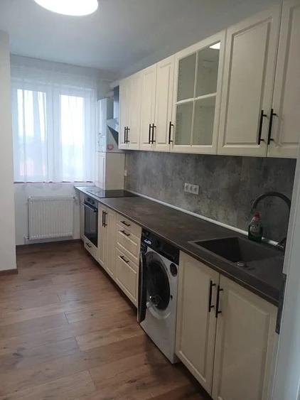 Apartament cu 2 camere decomandat în Turnișor