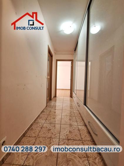Apartament cu 2 camere decomandat în Narcisa