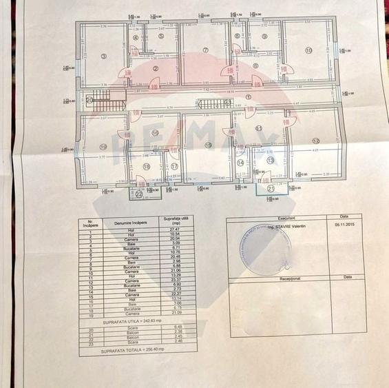 Casă individuală cu 13 camere cu Teren 405 Mp în Chiajna