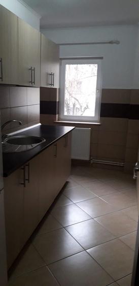 Garsonieră decomandată în Trivale