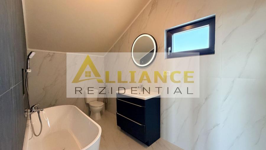Casă individuală cu 3 camere cu Canalizare în Berceni
