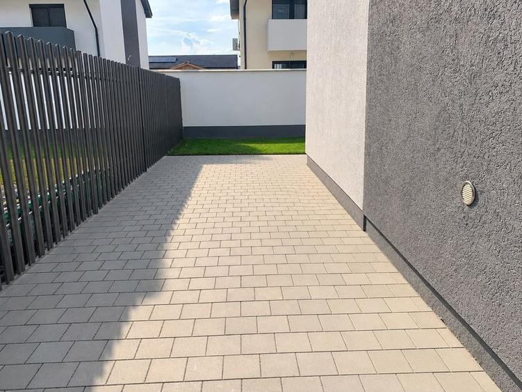 Duplex cu 4 camere cu Canalizare în Șelimbăr